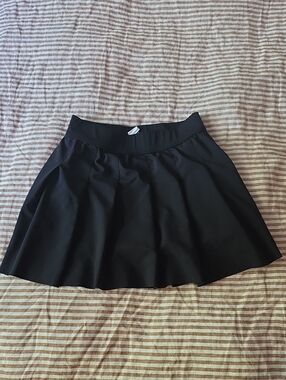 Fabletics Black Flared Skirt – Women's Classic A‑Line